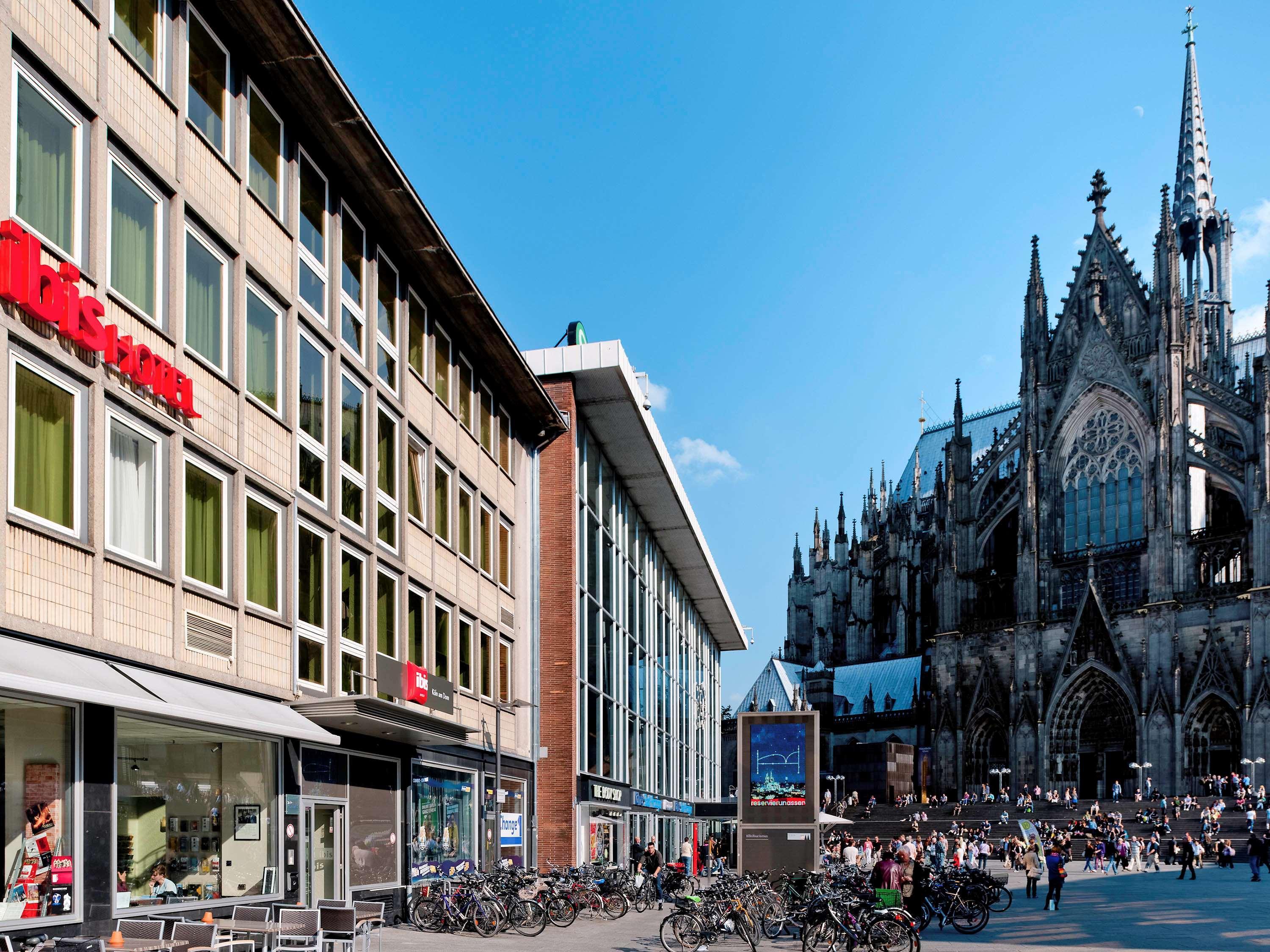 Ibis Hotel Koeln Am Dom Exterior foto